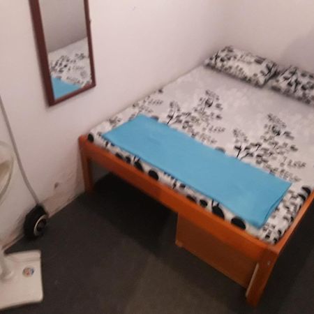 Rumah Singgah Манадо Екстериор снимка