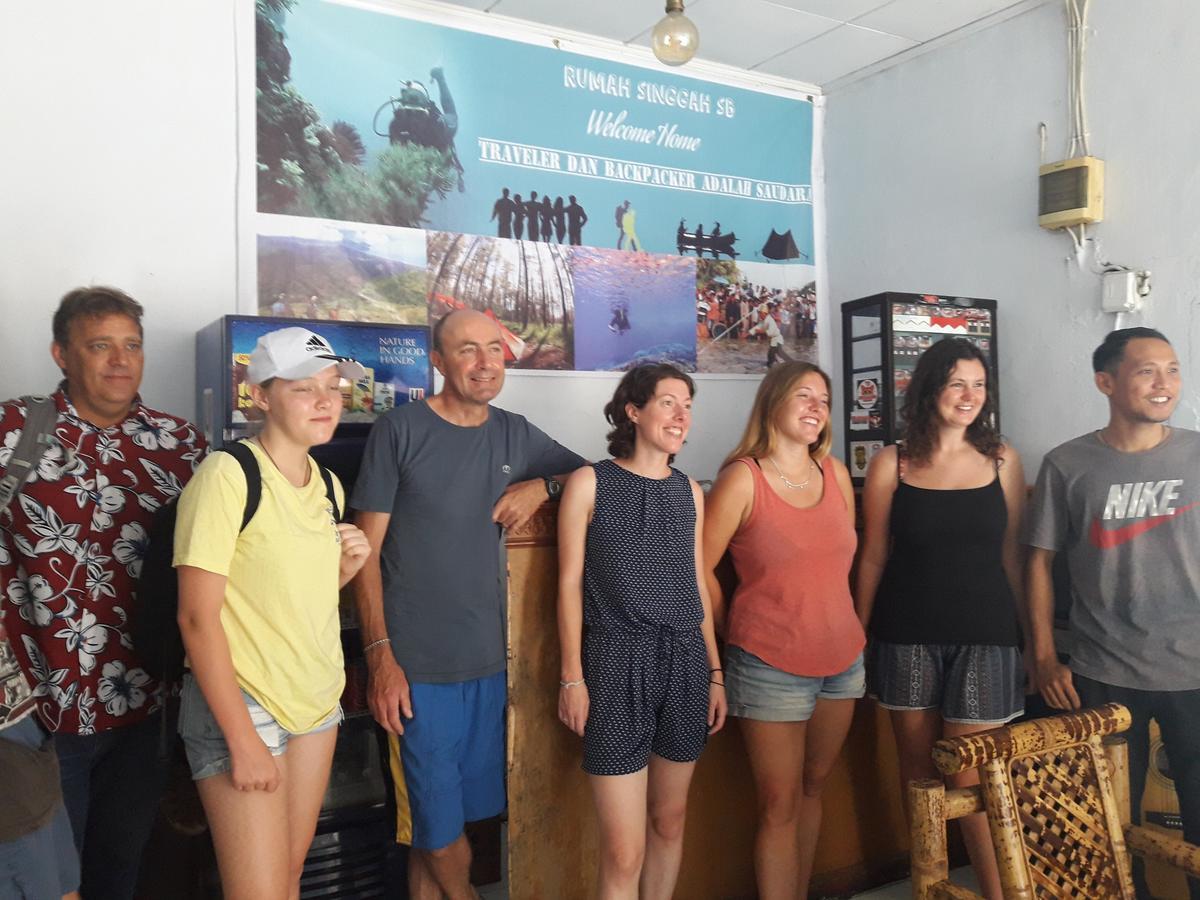 Rumah Singgah Манадо Екстериор снимка