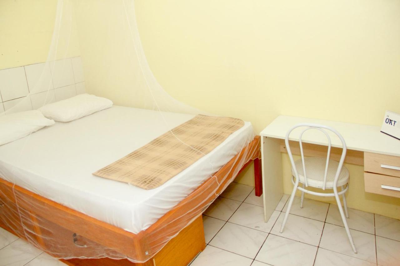 Rumah Singgah Манадо Екстериор снимка