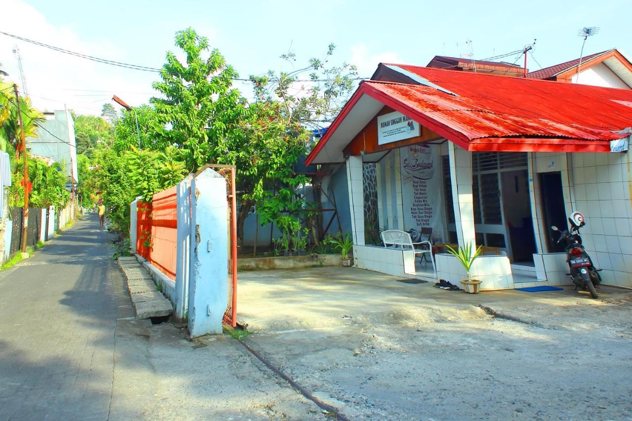 Rumah Singgah Манадо Екстериор снимка